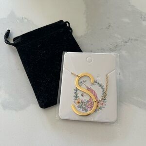 “S” necklace